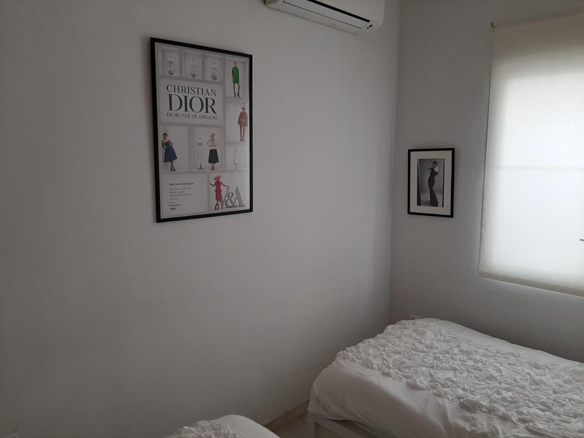 Apartment In Perfect Position Historic Centre Malaga Bagian luar foto
